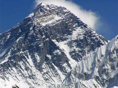 Mount Everest: भूकंपामुळं माउंट एव्हरेस्टची उंची घटली? पुन्हा मोजणार