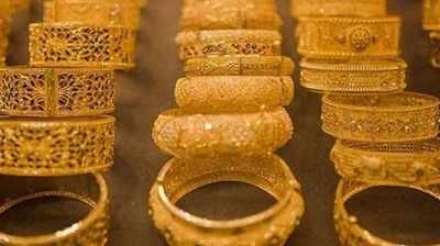 Today Gold Rate: బంగారం, వెండి ధరలు తగ్గాయ్!