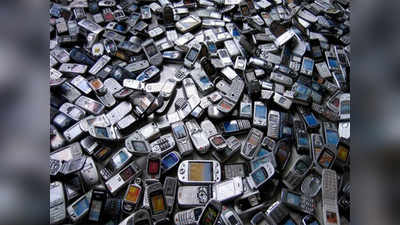 E Waste Rule: आयात परवाने निलंबित, ५ हजार कोटींचे प्रिमिअम स्मार्टफोन लटकले