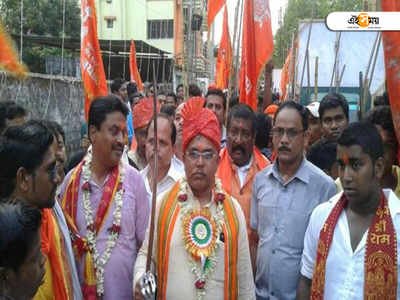 কমিশন-বিরোধীরা চলে যাবে, রাম থাকবে, তরোয়াল-গদা হাতে হুঙ্কার দিলীপের