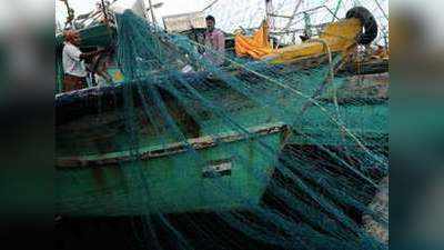 पाकिस्तान ने 100 और भारतीय मछुआरों को रिहा किया