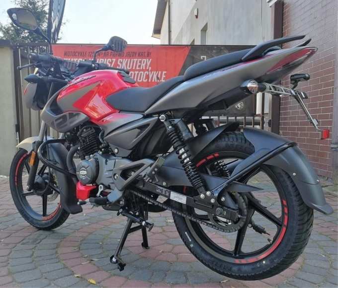 bajaj pulsar 125