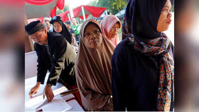 इंडोनेशिया में राष्ट्रपति, संसदीय चुनाव के लिए हुआ मतदान