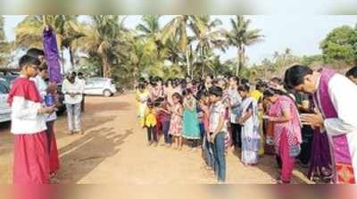 ನಾಡೆನೆಲ್ಲೆಡೆ ಶುಭ ಶುಕ್ರವಾರ ಆಚರಣೆ