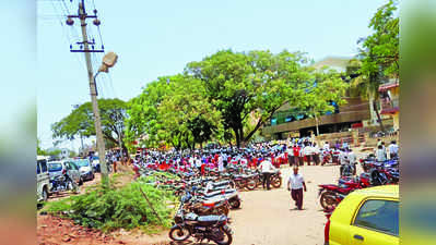 ಕಮಲ ಪರ ಕೆಲಸ ಮಾಡಿ : ಬೆಂಬಲಿಗರಿಗೆ ರಮೇಶ್‌ ಜಾರಕಿಹೊಳಿ ಕರೆ