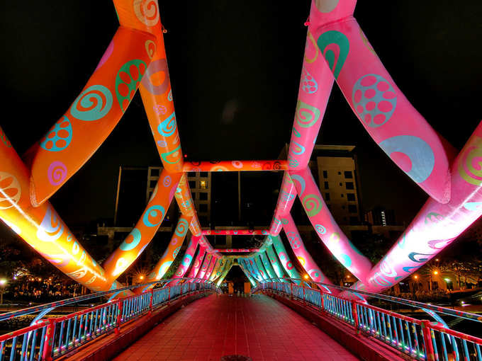 सिंगापुर का एल्काफ ब्रिज