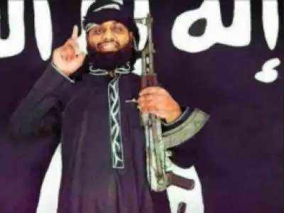 श्री लंका हमलों के पीछे ISIS? सामने आईं 3 कथित आत्मघाती हमलावरों की तस्वीरें