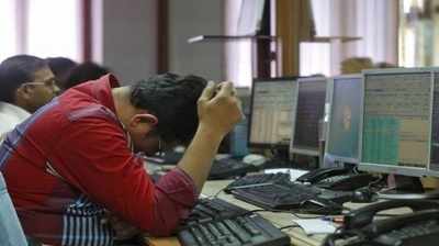 Sensex Closing Headlines: అమ్మకాల వెల్లువ.. మార్కెట్‌ బెంబేలు