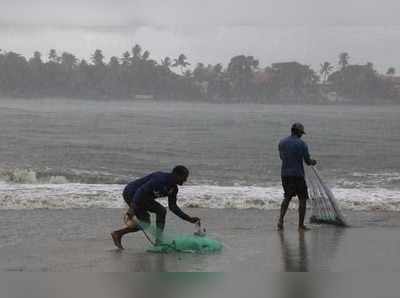 ചുഴലിക്കാറ്റും കനത്ത മഴയും: നാല് ജില്ലകളില്‍ യെല്ലോ അലര്‍ട്ട്