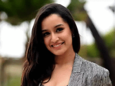 सोशल मीडिया पर Shraddha Kapoor  ने बदला अपना नाम