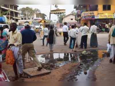 ನೀರು ಪೋಲು ತಣ್ಣಗೆ ಕುಳಿತ ಅಧಿಕಾರಿಗಳು