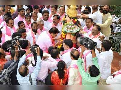 TRS అంటే తిరుగులేని రాజకీయ శక్తి: కేటీఆర్