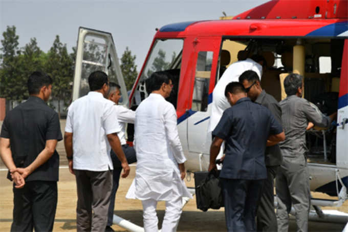 rahul-gandhi-in-plane