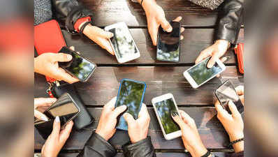 2023 तक भारत में दोगुने हो जाएंगे स्मार्टफोन्स, 40 प्रतिशत तक बढ़ेंगे इंटरनेट यूजर्स