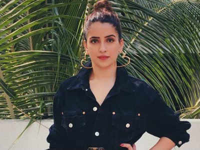 रितिक रोशन के साथ डांस फिल्‍म करना चाहती हैं Sanya Malhotra