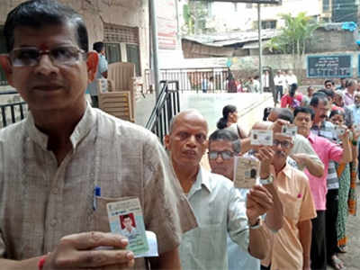 lok sabha elections : देशात संध्याकाळी ६ वाजेपर्यंत ५९.२५ टक्के मतदान