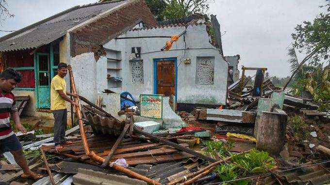 cyclone titli.