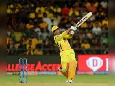 CSK vs DC: ధోనీ 6, 6 ఫినిషింగ్‌కి నోరెళ్లబెట్టిన బౌల్ట్..!