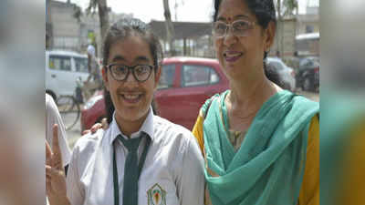 CBSE Topper 2019: అదే నా విజయ రహస్యం.. సీబీఎస్‌ఈ టాపర్ హన్సిక