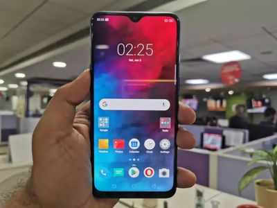 realme 3 pro चा आज फ्लॅश सेल, अनेक ऑफर्स