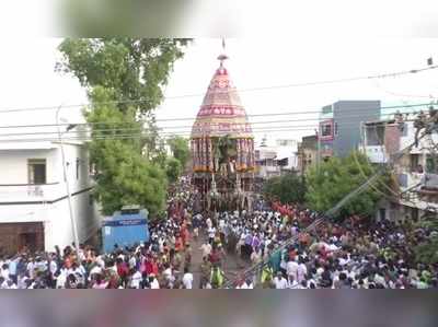 ஸ்ரீரங்கம் கோயில் சித்திரைத் தேரோட்டம் கோலாகலம்