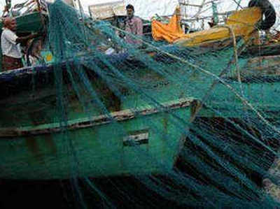 पाकिस्तान ने गुजरात के 30 मछुआरों को किया गिरफ्तार, 6 नौकाएं की जब्त