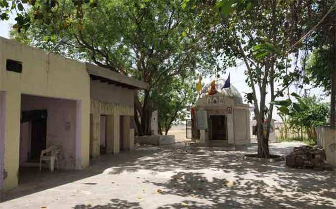 शेरपुर डेरी गांव