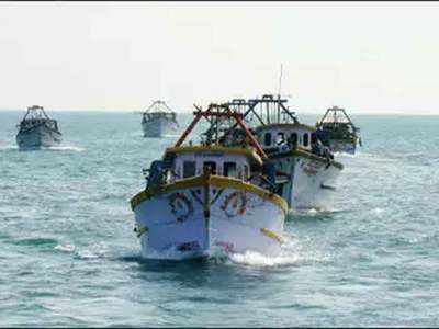 पाकिस्तान ने जल सीमा लांघने पर 34 भारतीय मछुआरों को किया गिरफ्तार