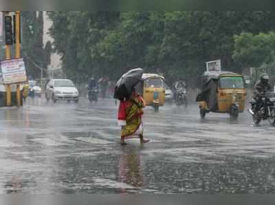 வேலூர், தருமபுரி, கரூர், திருவள்ளூரில் கொட்டித் தீர்த்த கோடை மழை!