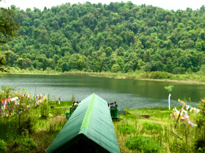 खेचियोपलरी लेक (khecheopalri lake)