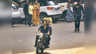 कबीर सिंह: दिल्ली के कॉलेज स्टूडेंट्स से मांग कर पहने Shahid Kapoor ने कपड़े