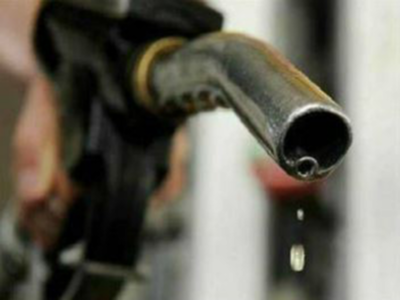 Petrol Price in Kerala: സംസ്ഥാനത്ത് പെട്രോൾ, ഡീസൽ വില വീണ്ടും കുറഞ്ഞു