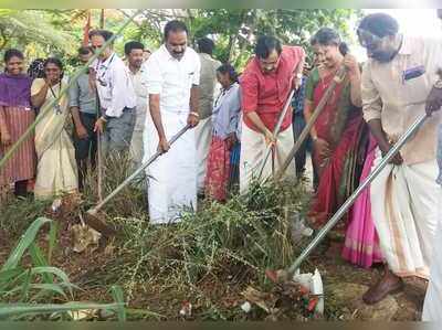 കൊച്ചിയില്‍ മന്ത്രിയുടെ നേതൃത്വത്തിൽ മഴക്കാലപൂർവ ശുചീകരണം