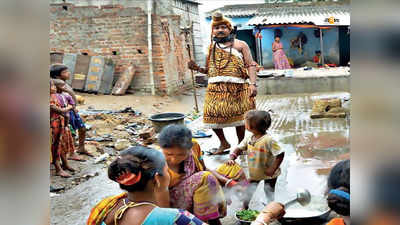 হারিয়ে যাচ্ছে জামুড়িয়ার বহুরূপীর দল