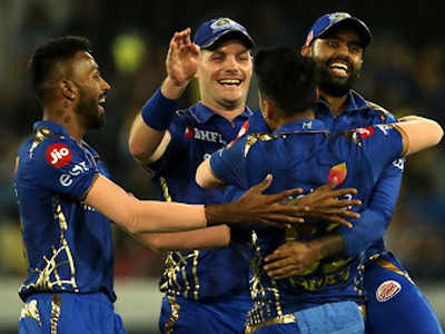 IPL FINAL: मुंबई वि. चेन्नई अपडेट्स