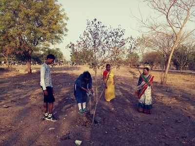 १८व्या वाढदिवशी झाडांना दिले १८ हजार लिटर पाणी