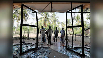 श्रीलंकेत उसळल्या दंगली; देशभरात कर्फ्यू लागू