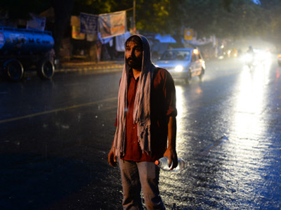 दिल्ली-एनसीआर के कुछ इलाकों में तेज बारिश, गर्मी से राहत