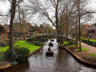 सपनों से सुंदर कहे जाने वाले NETHERLANDS जाएं, तो इन जगहों की सैर जरूर करें