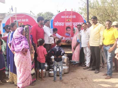 भांडणे झाली त्याठिकाणी दोन टँकर