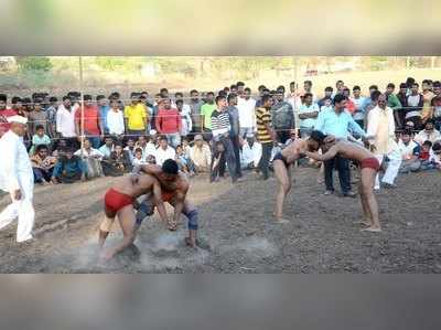 नेप्तीत रंगला कुस्त्यांचा थरार