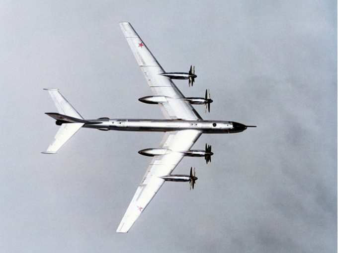 ​बमवर्षक विमान Tu-95