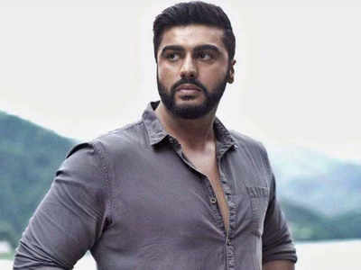 बीजेपी लोकसभा कैंडिडेट प्रज्ञा ठाकुर के बयान पर Arjun Kapoor ने साधा निशाना