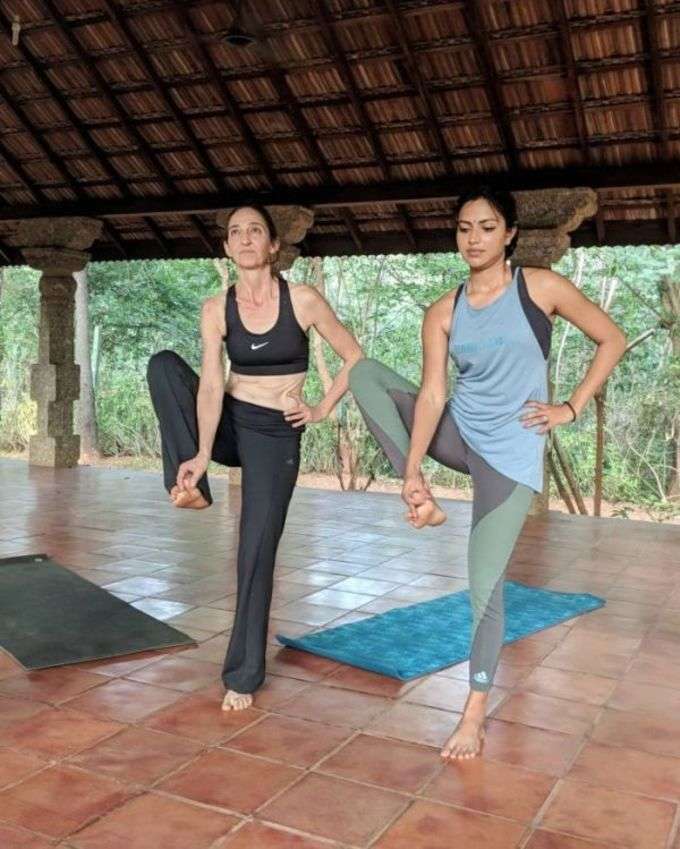 Amala Paul yoga