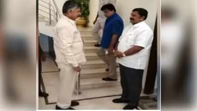 AP Elections: ఢిల్లీలో బాబుతో బీజేపీ ఎమ్మెల్యే.. మళ్లీ మీరే సీఎం అవ్వాలని వ్యాఖ్య!