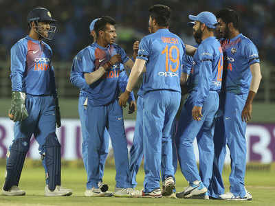 World Cup 2019- टीम इंडिया को T20 मोड से आना होगा बाहर: सुरिंदर खन्ना