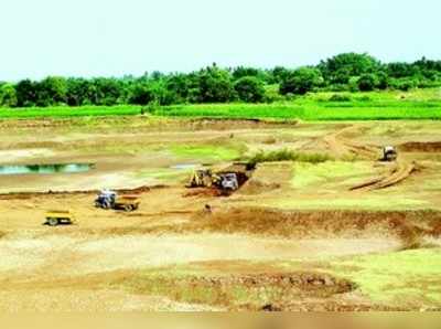 ಕೃಷ್ಣೆ ಒಡಲಿಗೆ ಮರಳು-ಮಣ್ಣುಗಳ್ಳರ ಕನ್ನ