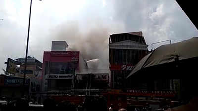 Thiruvananthapuram: Major fire breaks out in shop at East Fort 