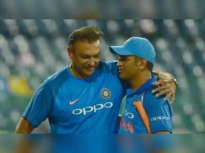 Ravi Shastri: వన్డేల్లో ధోనీని మించిన ఆటగాడెవరు..? వరల్డ్ కప్‌లో మహీది కీలక పాత్ర!