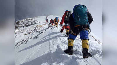 माउंट एवरेस्ट पर ब्रिटिश पर्वतारोही की मौत, मृतकों की संख्या 1 सप्ताह में 18 हुई